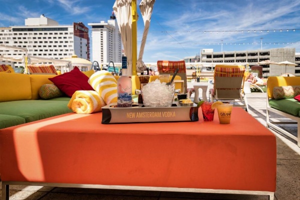 Downtown Grand Hotel & Casino image 14