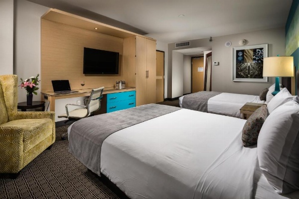 Downtown Grand Hotel & Casino image 8